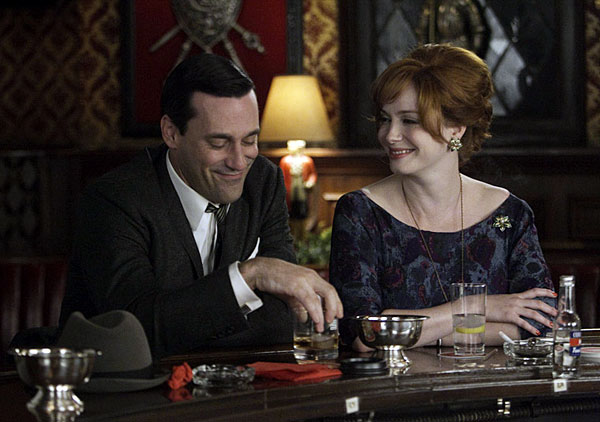 mad-men-510-jon-hamm-christina-hendricks