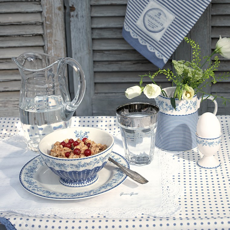audrey indigo frukost